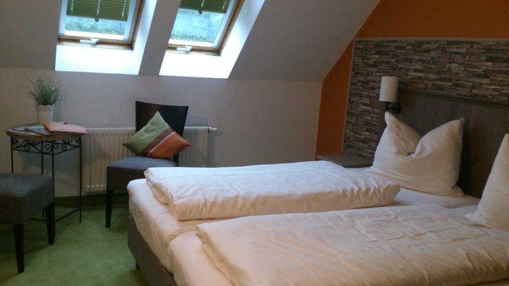 Restaurant & Pension Freudenthal Wandersleben Værelse billede